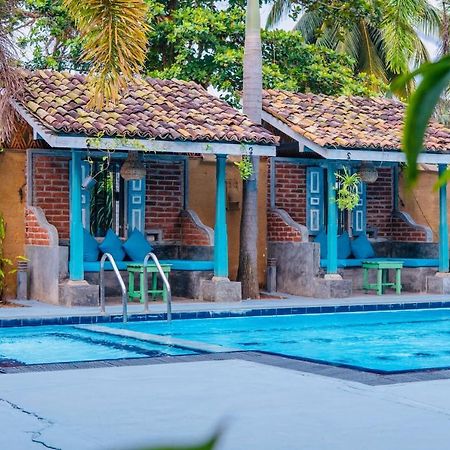 Hotel Vibration Hikkaduwa Dış mekan fotoğraf
