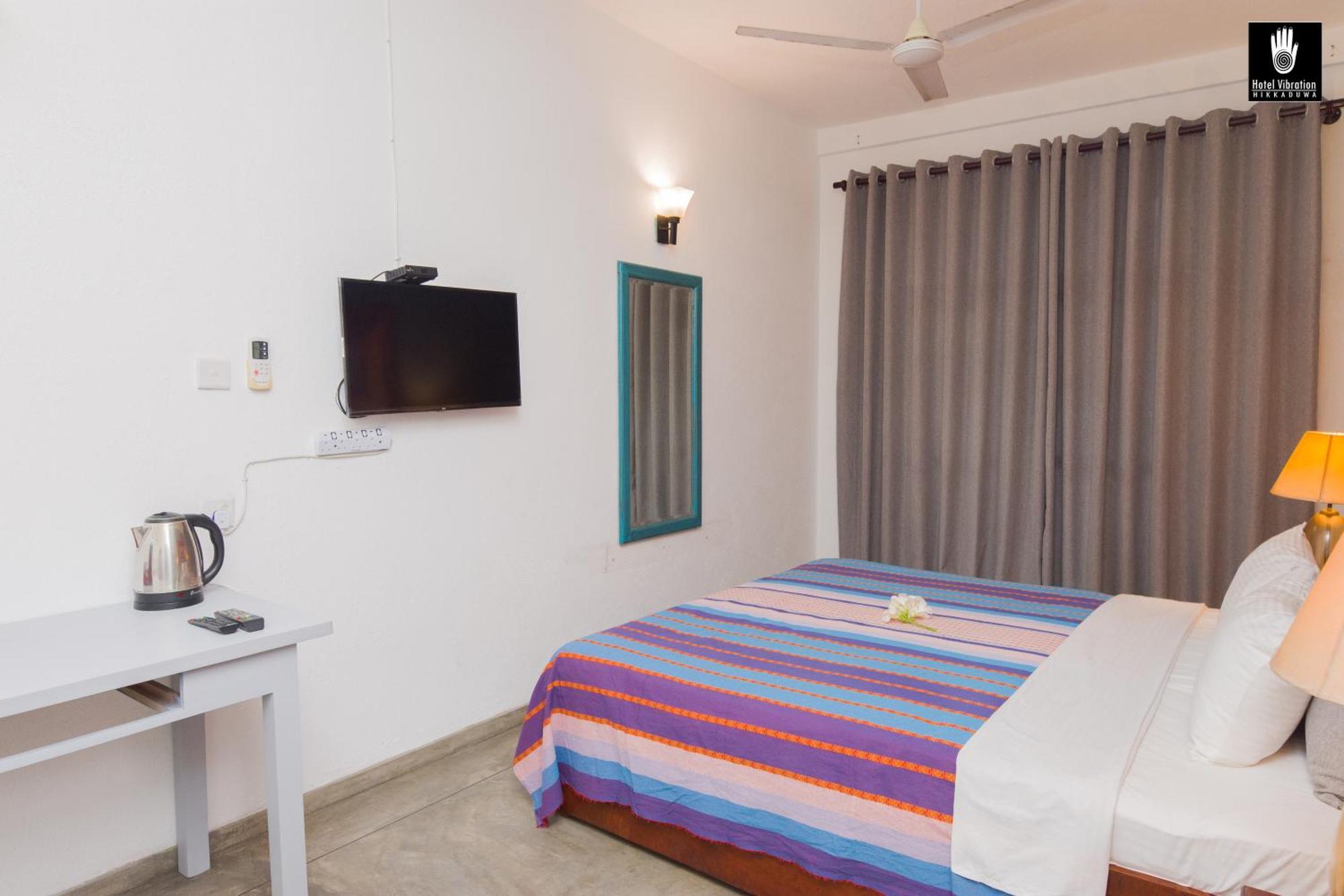 Hotel Vibration Hikkaduwa Dış mekan fotoğraf