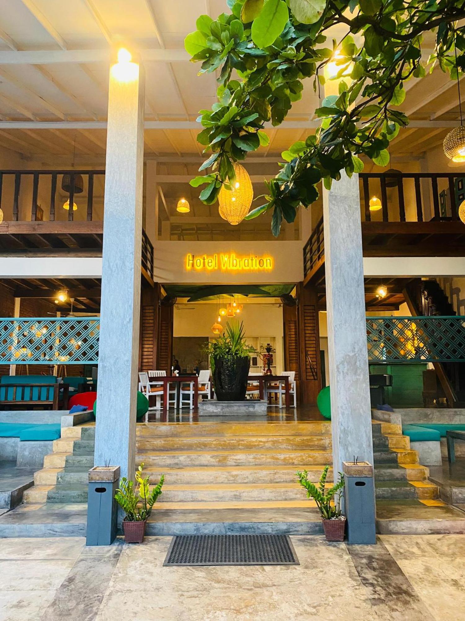 Hotel Vibration Hikkaduwa Dış mekan fotoğraf