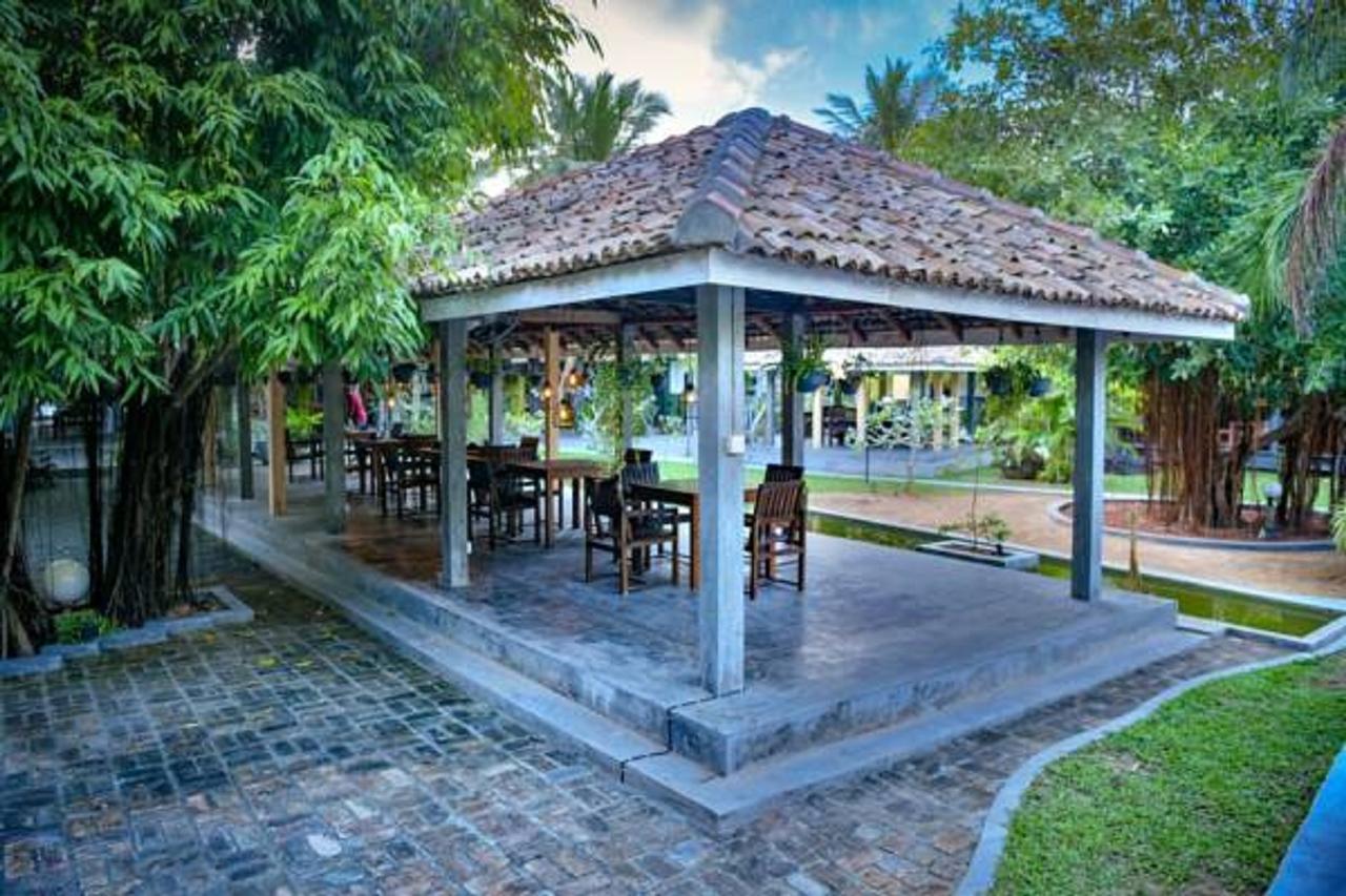 Hotel Vibration Hikkaduwa Dış mekan fotoğraf