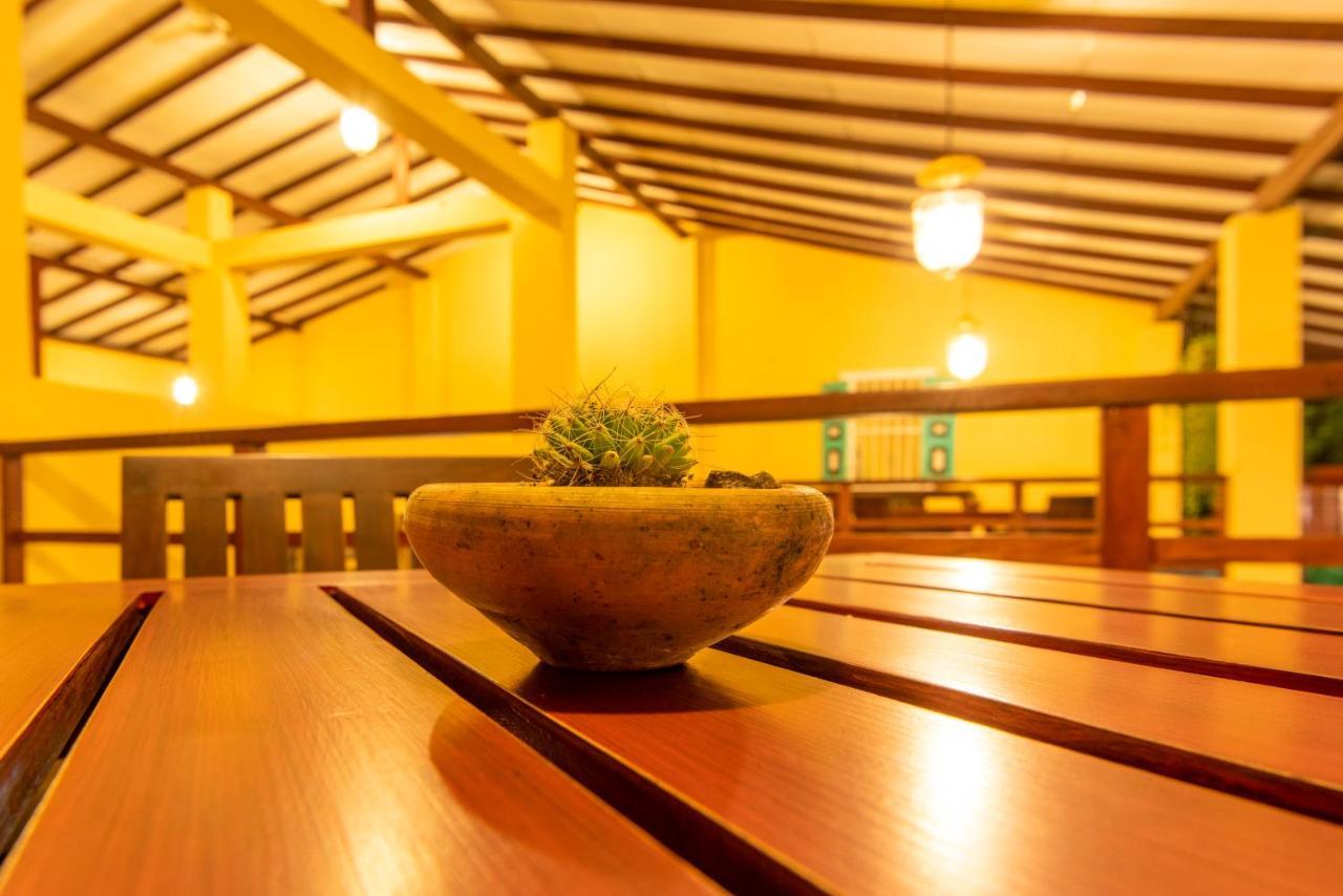 Hotel Vibration Hikkaduwa Dış mekan fotoğraf