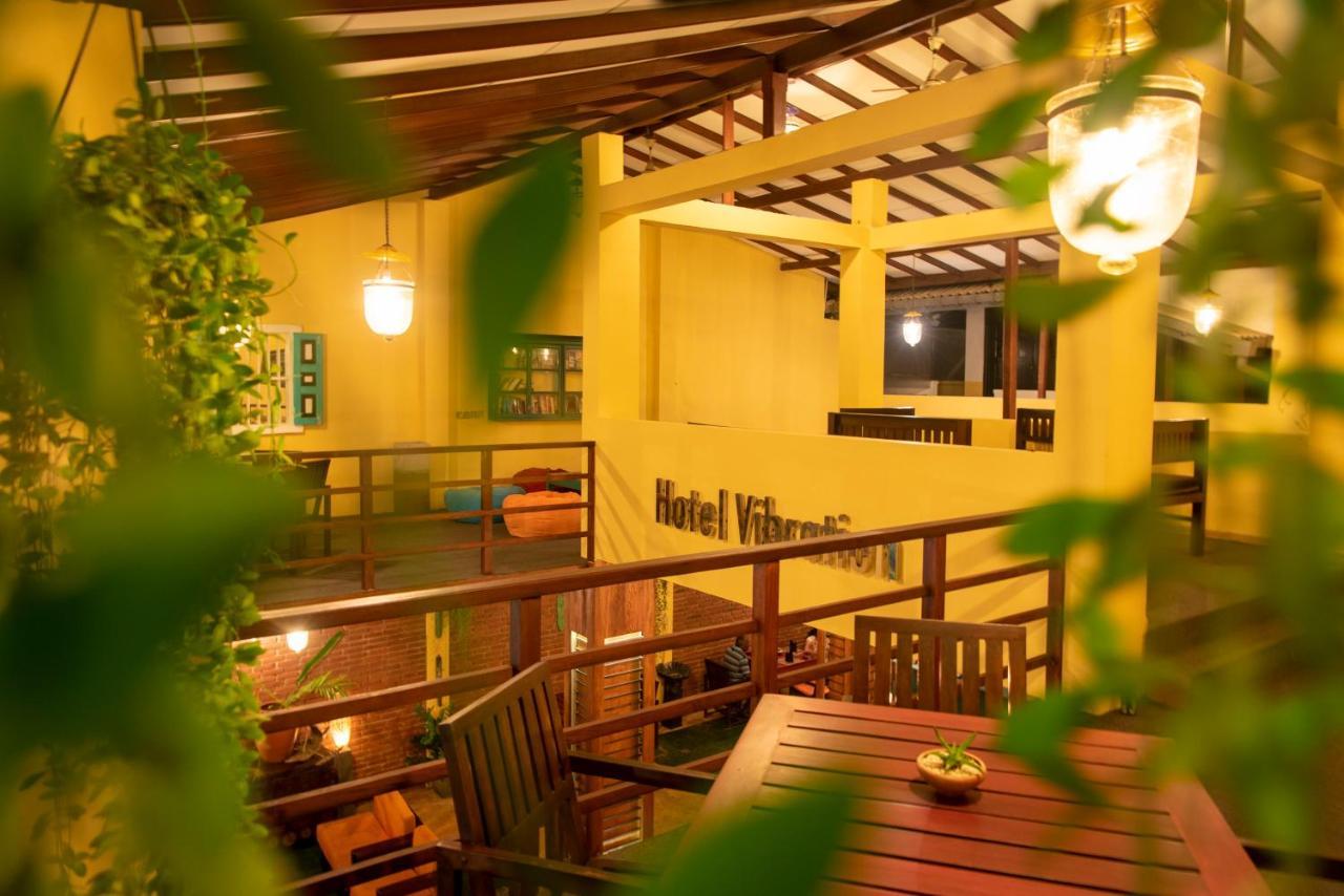 Hotel Vibration Hikkaduwa Dış mekan fotoğraf